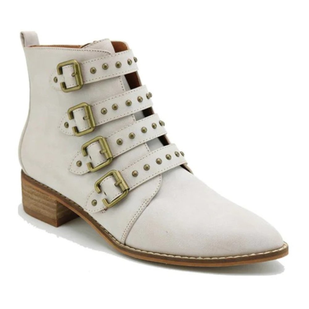 LIKE NEW! BEAST FASHION Light Taupe Buckle Pointed Ankle Boots